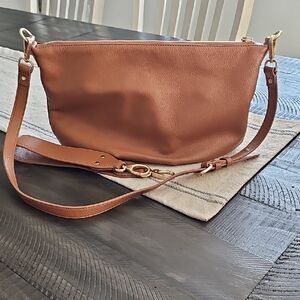 Tan Leather Shoulder Bag with Adjustable Strap